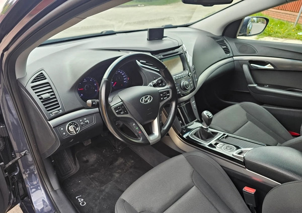 Hyundai i40 cena 40400 przebieg: 188000, rok produkcji 2015 z Ciechanowiec małe 781